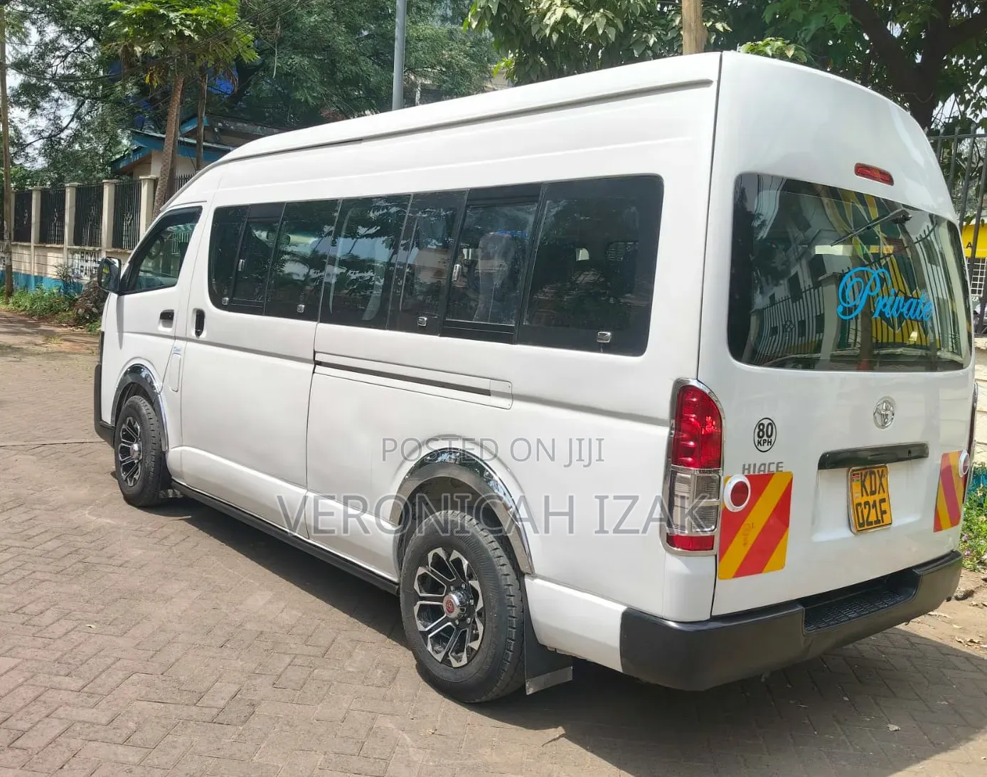 Toyota HiAce 2013 White