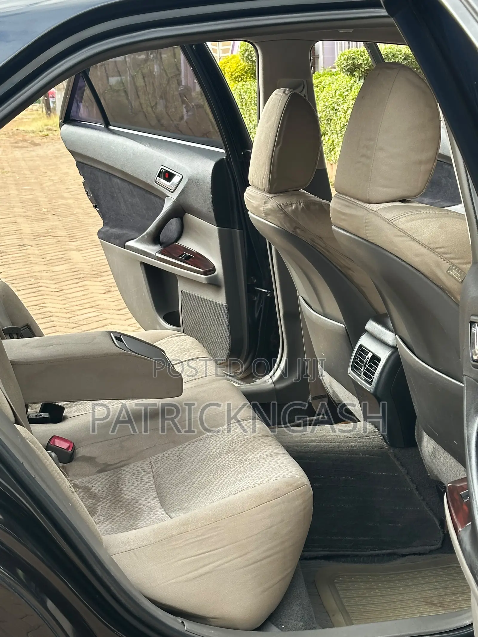Toyota Mark X 2011 Black