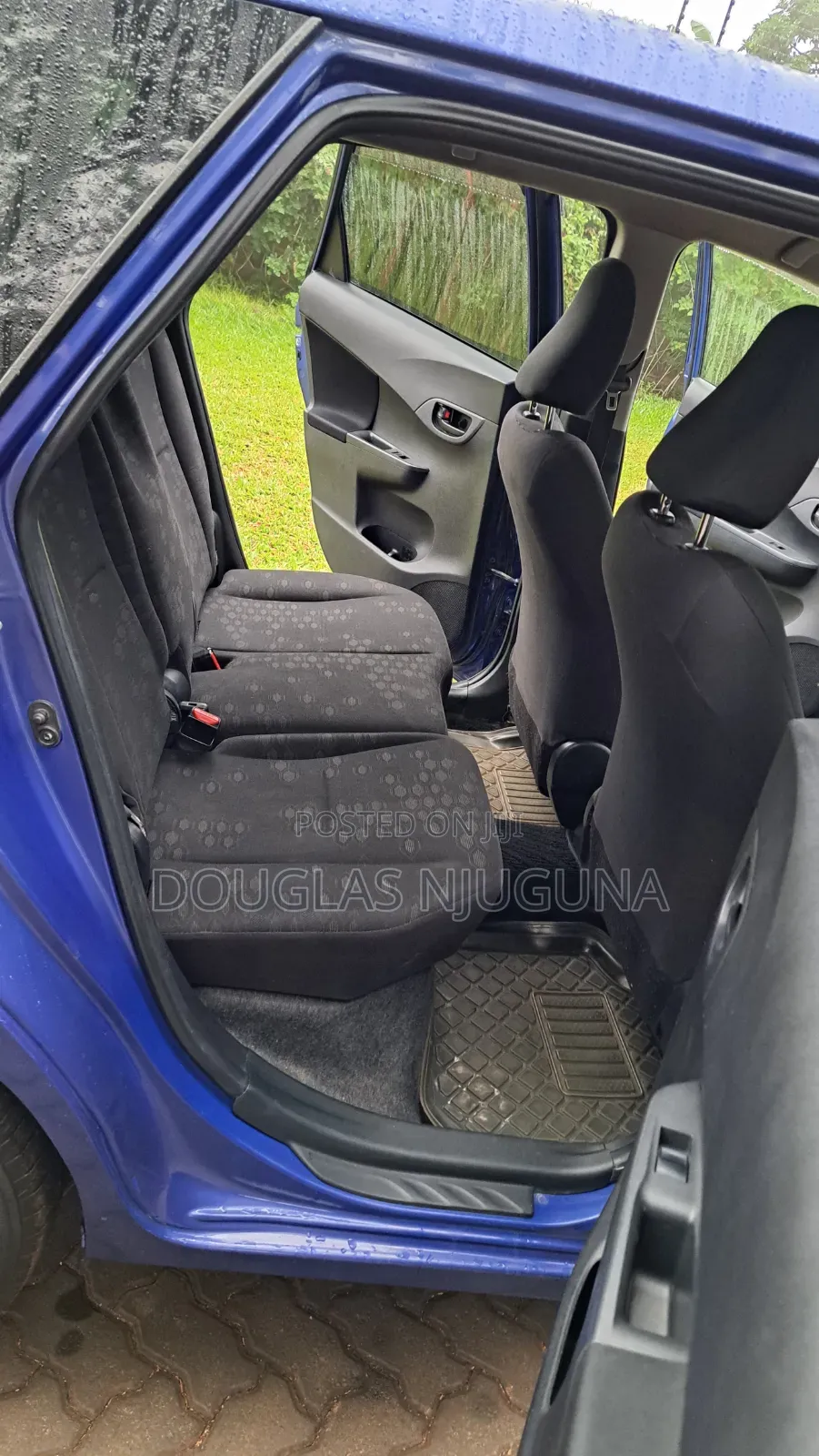 Subaru Trezia 2011 Blue