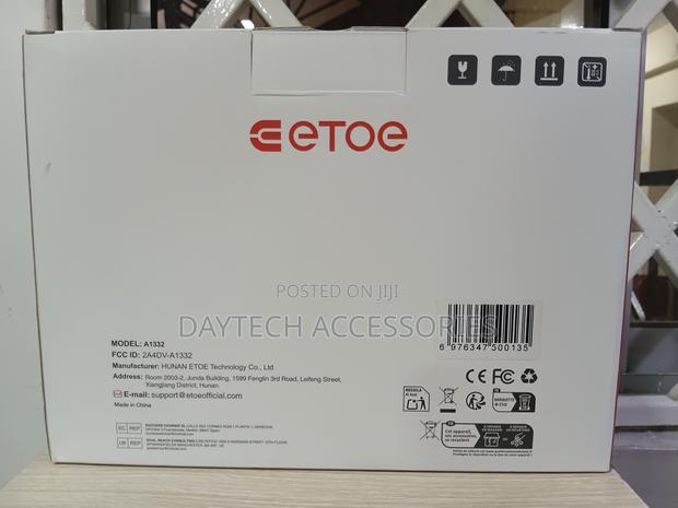 This Is an Etoe E3 Pro 1080p Smart Projector. - thumbnail 4