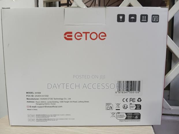 This Is an Etoe E3 Pro 1080p Smart Projector. - thumbnail 5