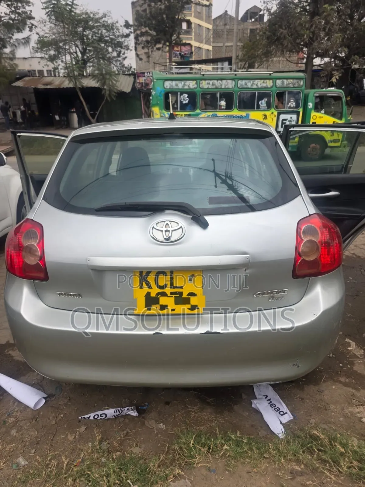 Toyota Auris 2010 Silver
