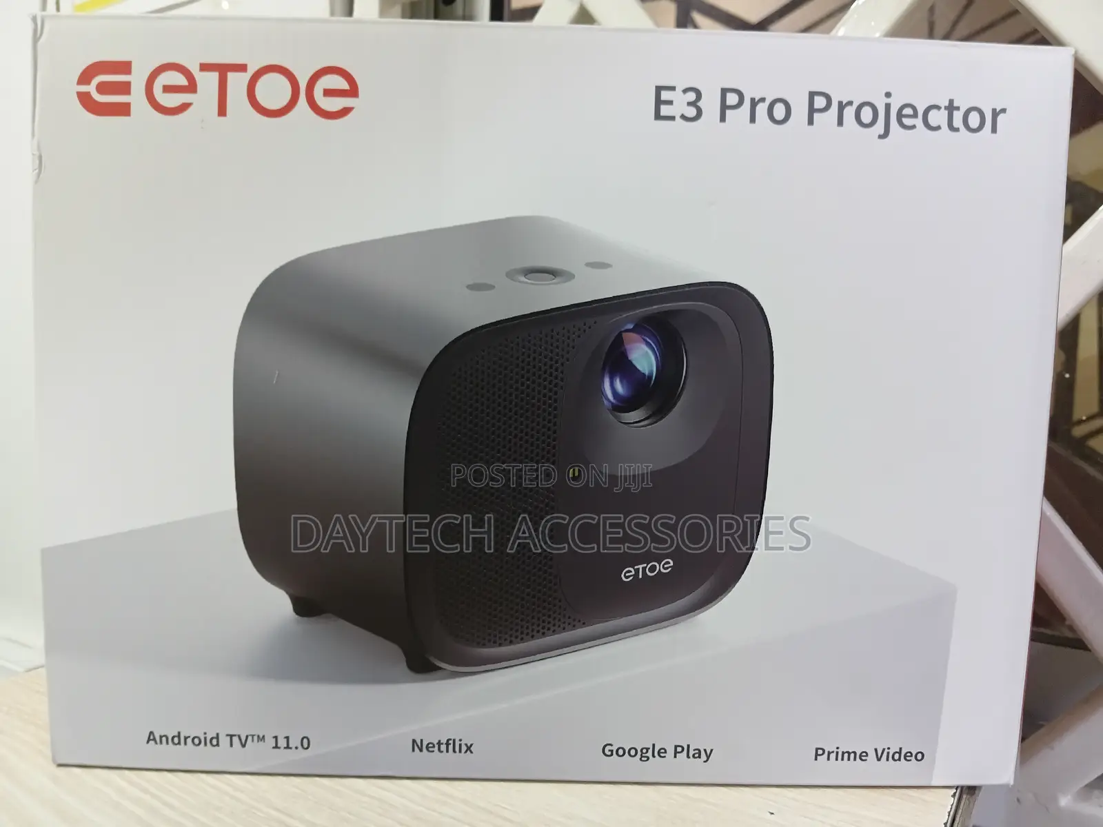 Etoe E3 Pro Android Tv 1080p Home Projector - Black