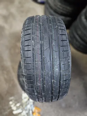 285/40r21 Greenlander Tyre