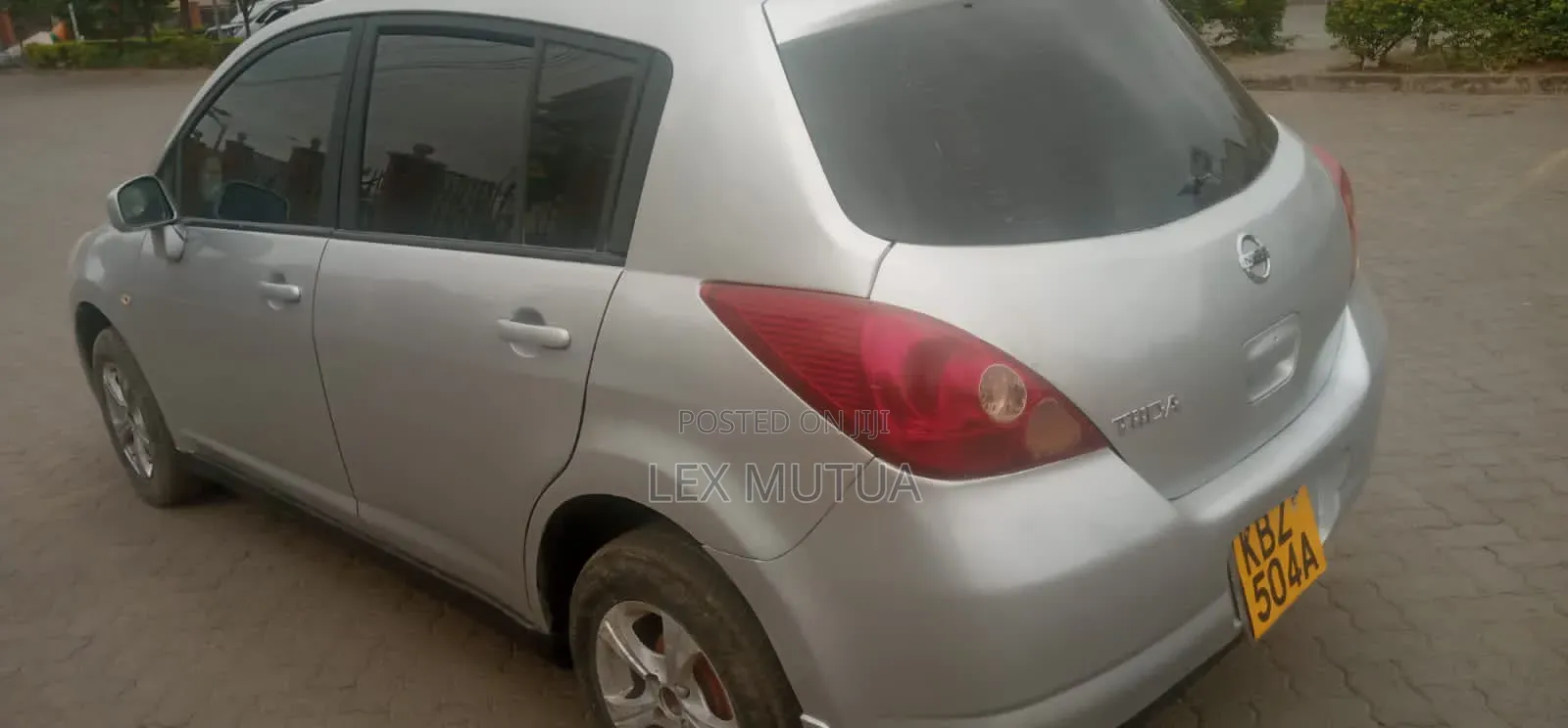 Nissan Tiida 2006 Silver