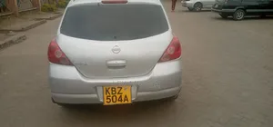Nissan Tiida 2006 Silver