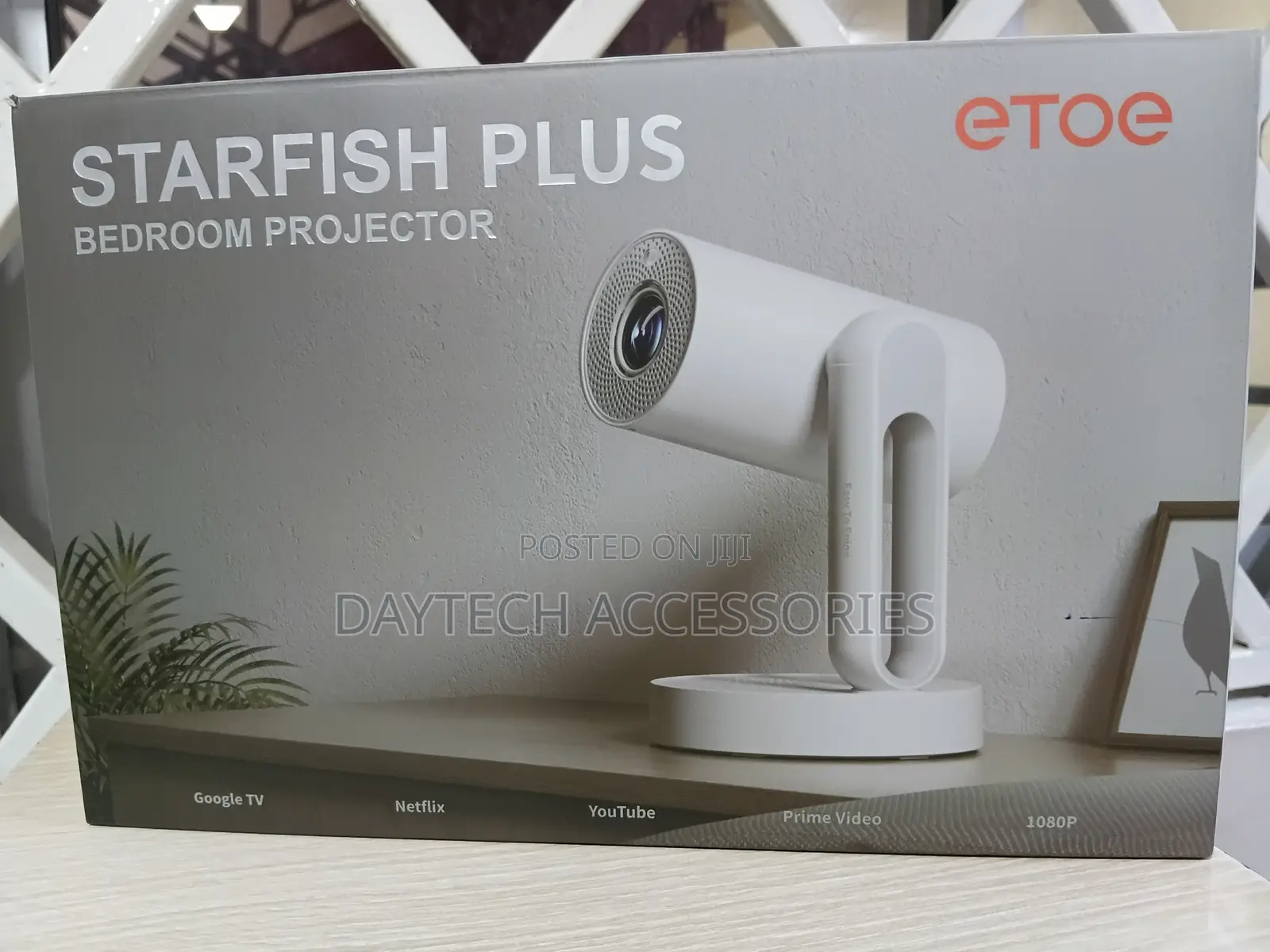 Etoe Starfish Plus Google Tv 1080p Projector With Bedside Light.