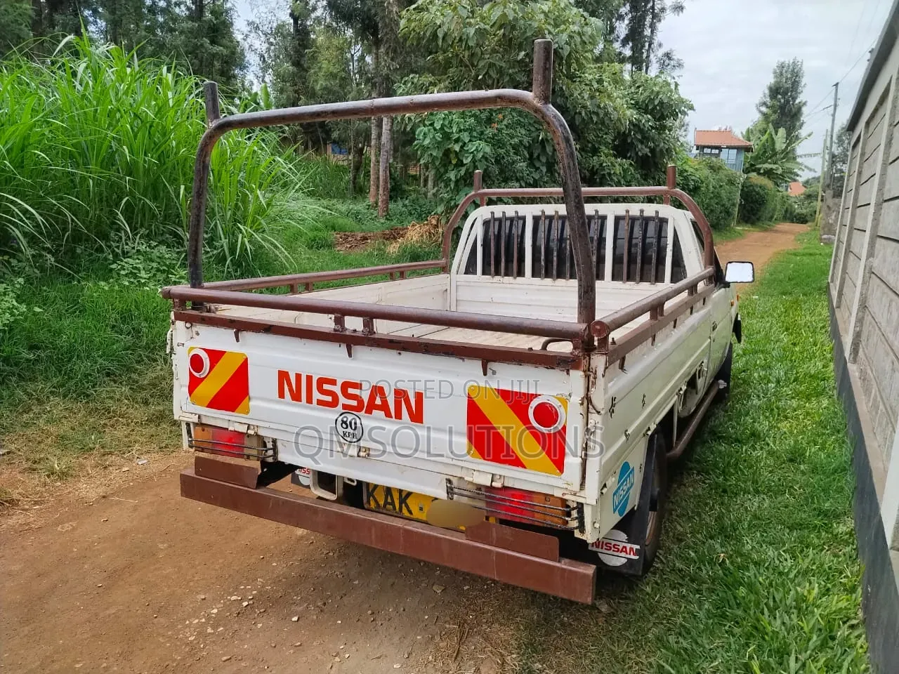 Nissan Hardbody 1996 White