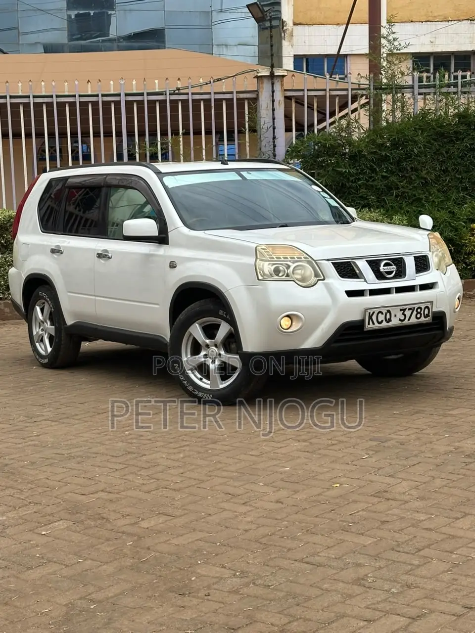Nissan X-Trail 2011 White