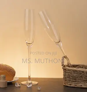 2 PCS 280 Ml Contemporary Luxury Champagne Glasses