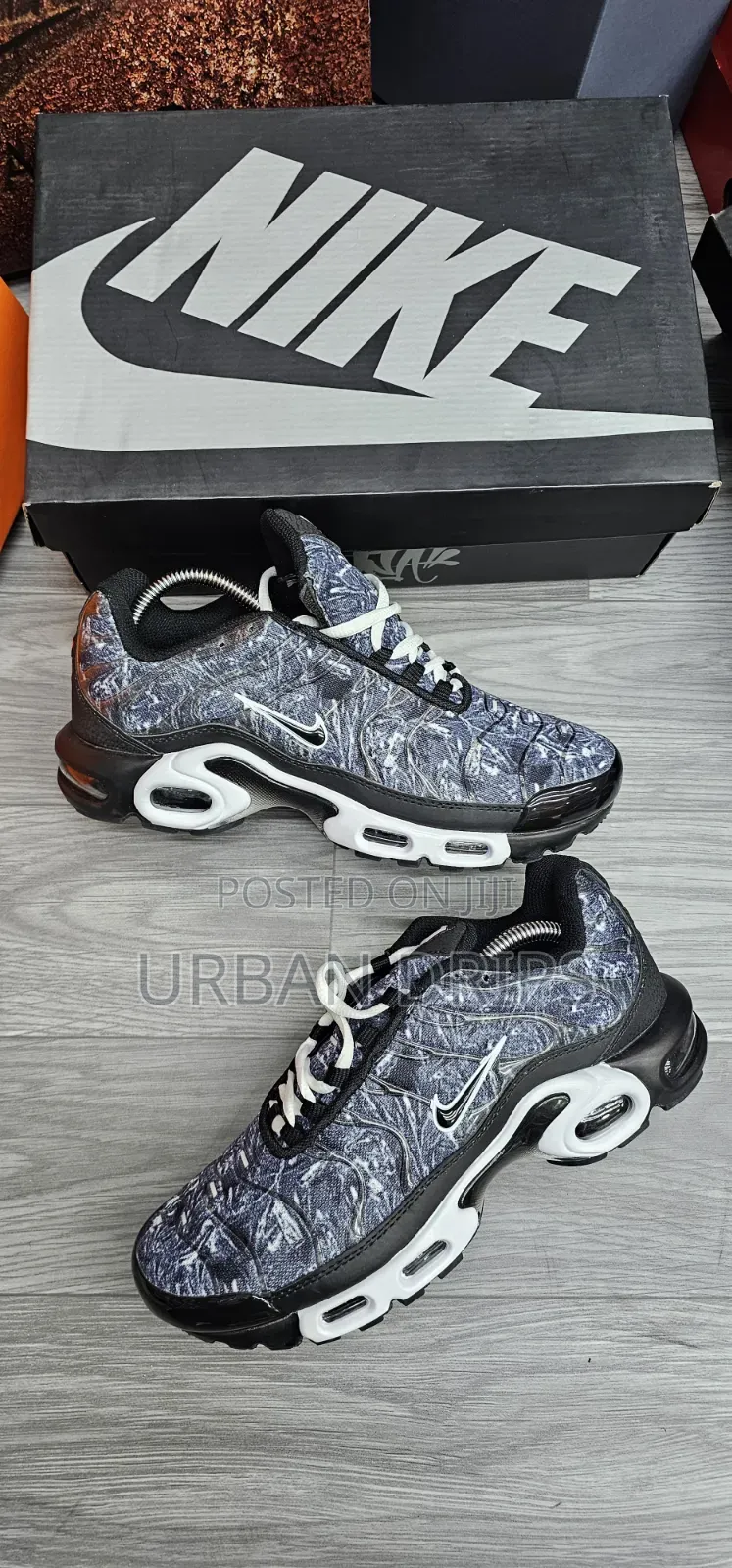 Nike Tn Sneakers