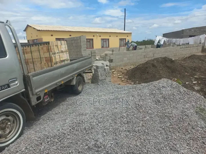 Professional Perimeter Wall Construction Services Secure Your Home
