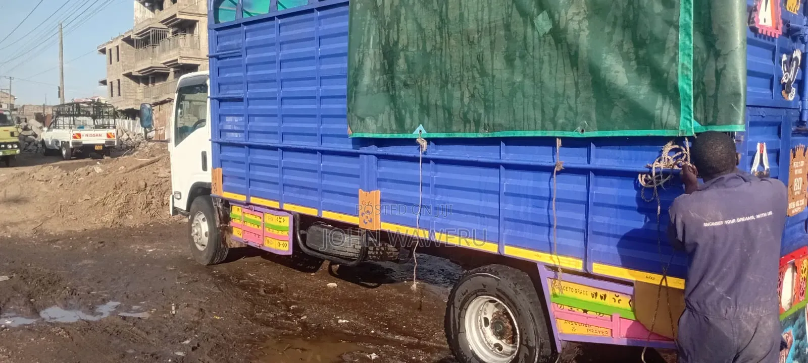 Isuzu NPR 2009 White