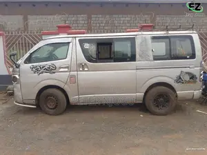 Toyota HiAce 2008 Silver