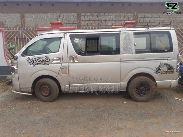 Toyota HiAce 2008 Silver - thumbnail 2