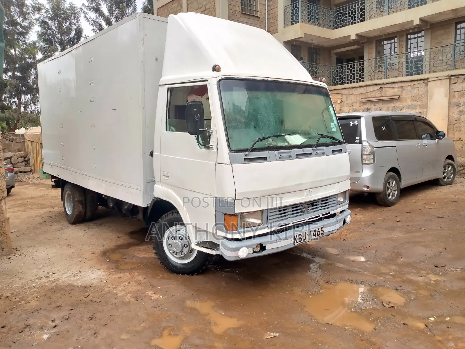 KBJ 146s Tata Model 2009 White