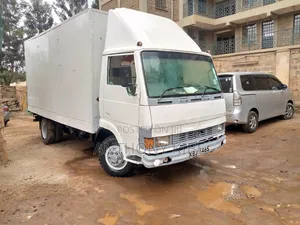 KBJ 146s Tata Model 2009 White