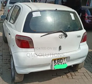 Toyota Vitz 2003 White
