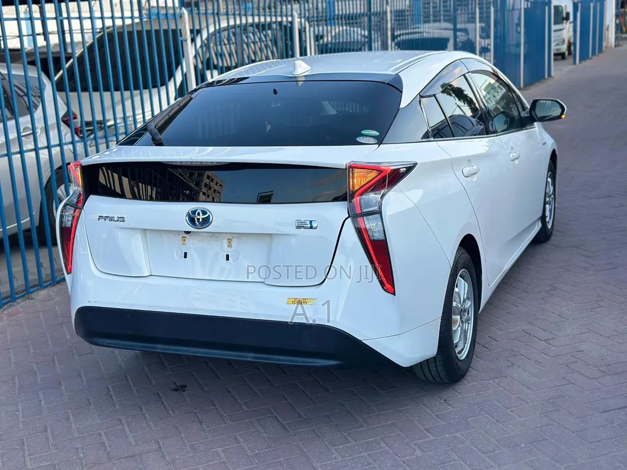 Toyota Prius 2018 White