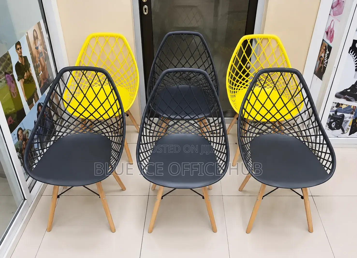 Wooden Leg Eames Chair