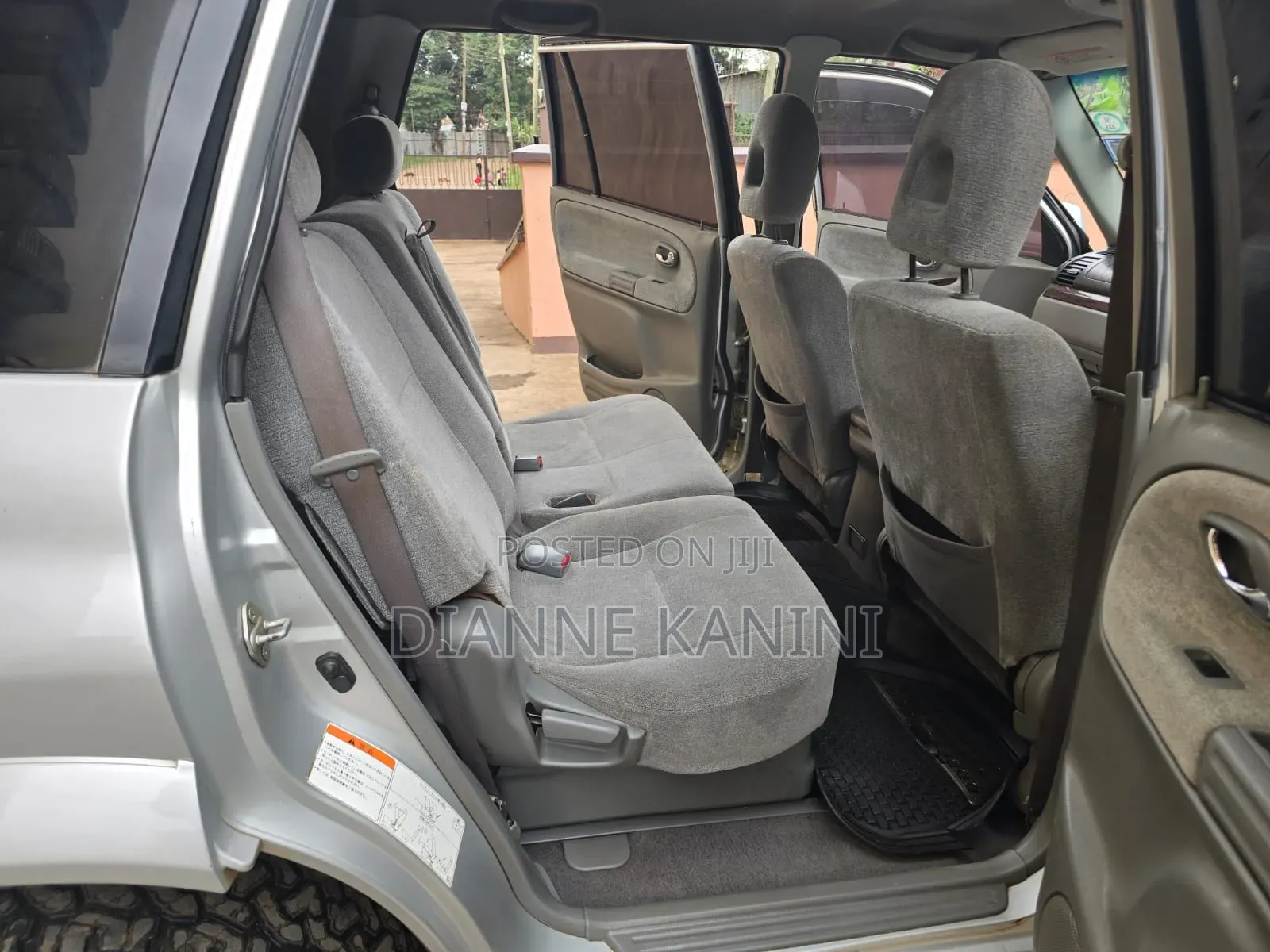 Suzuki Escudo 2004 Silver