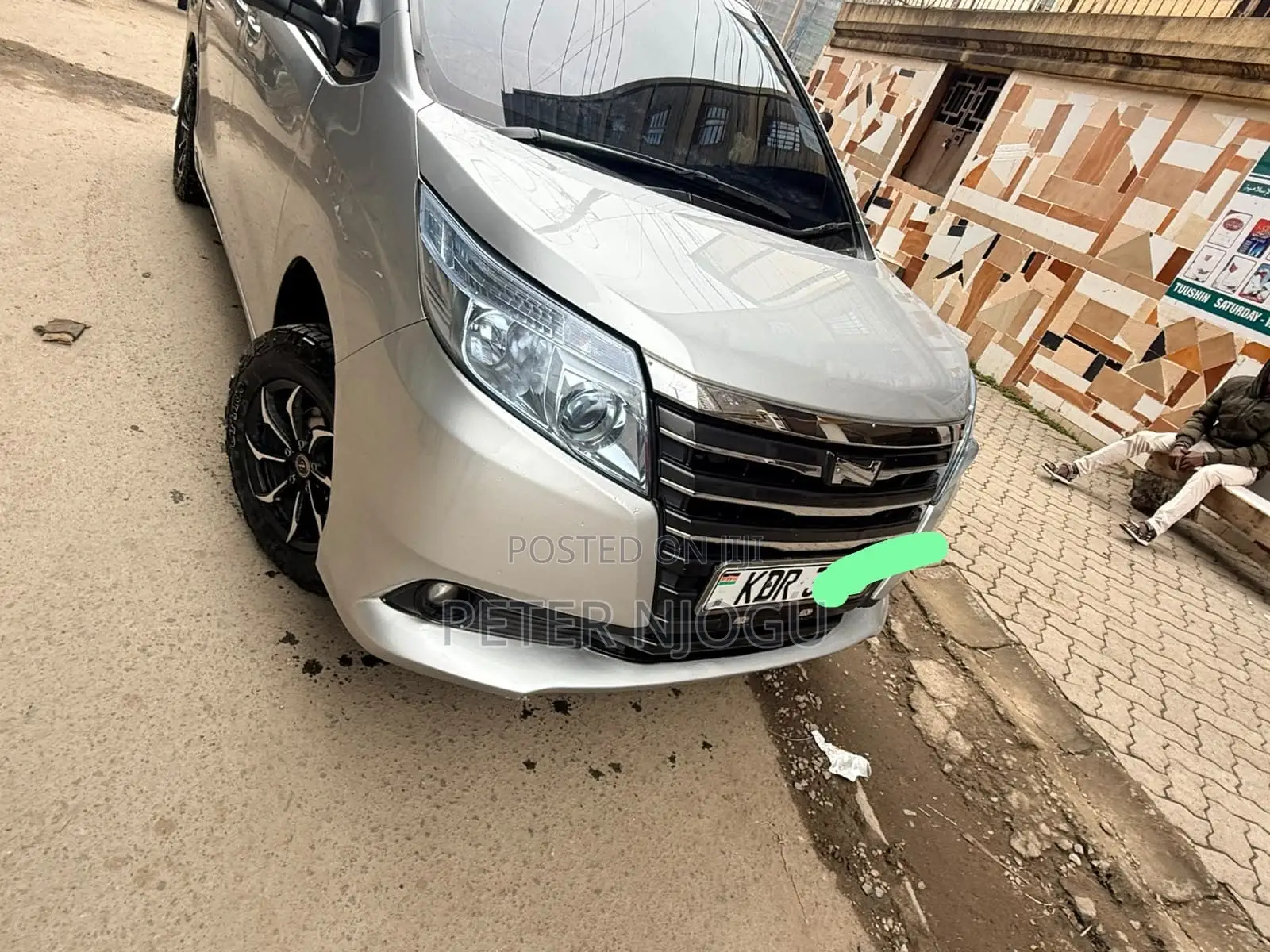 Toyota Noah 2019 Silver