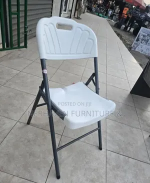 Foldable Plastic Chair - Modern Folding Chair