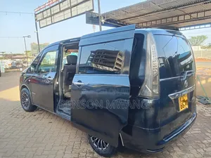 Nissan Serena 2013 Black