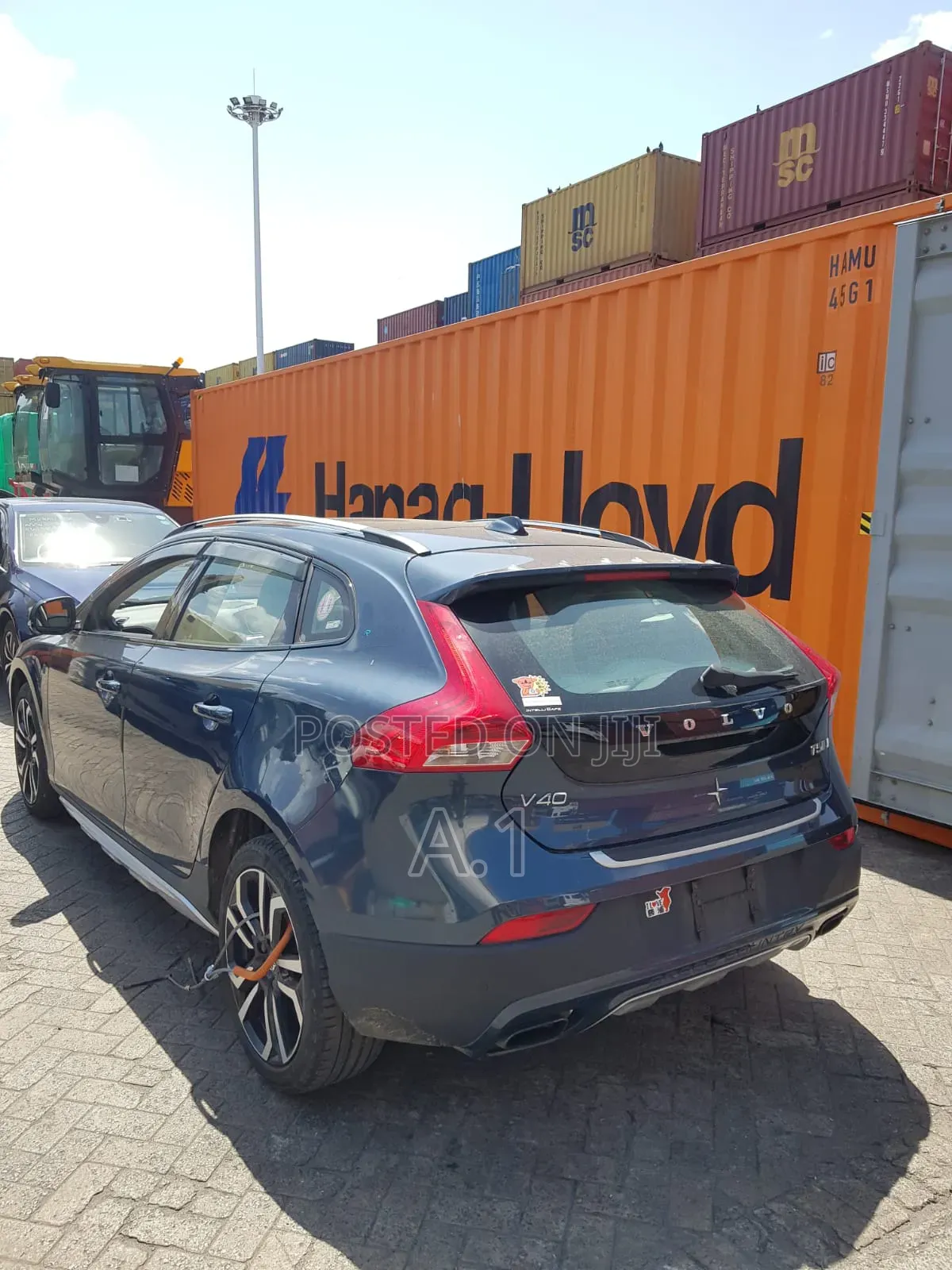 Volvo V40 2019 Blue