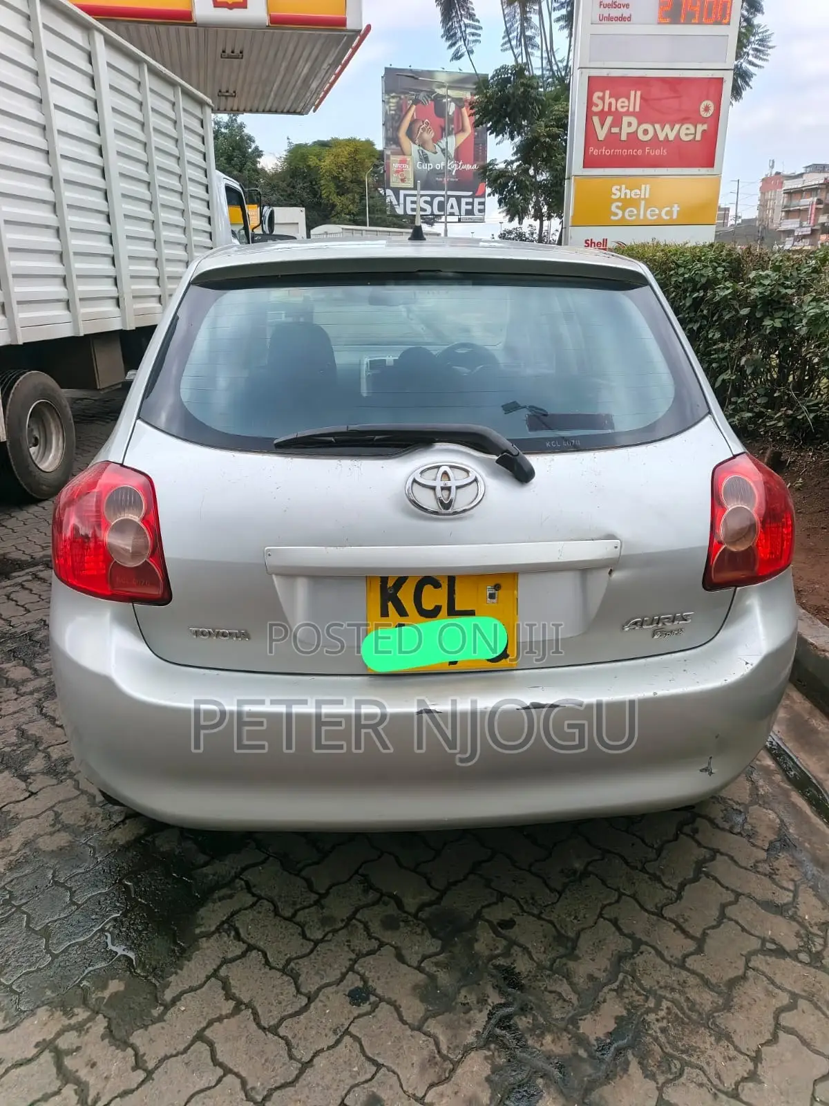 Toyota Auris 2011 Gray