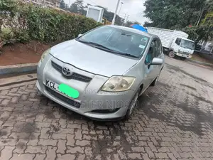 Toyota Auris 2011 Gray