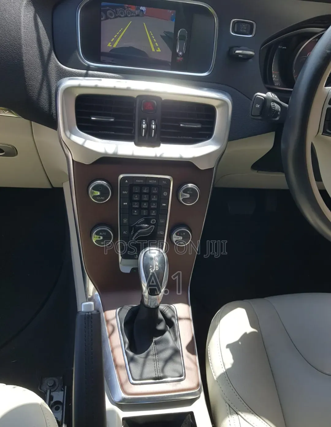 Volvo V40 2019 Blue