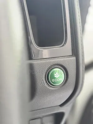 Honda Fit Shuttle 1.5 Hybrid 2WD 2019 Off white