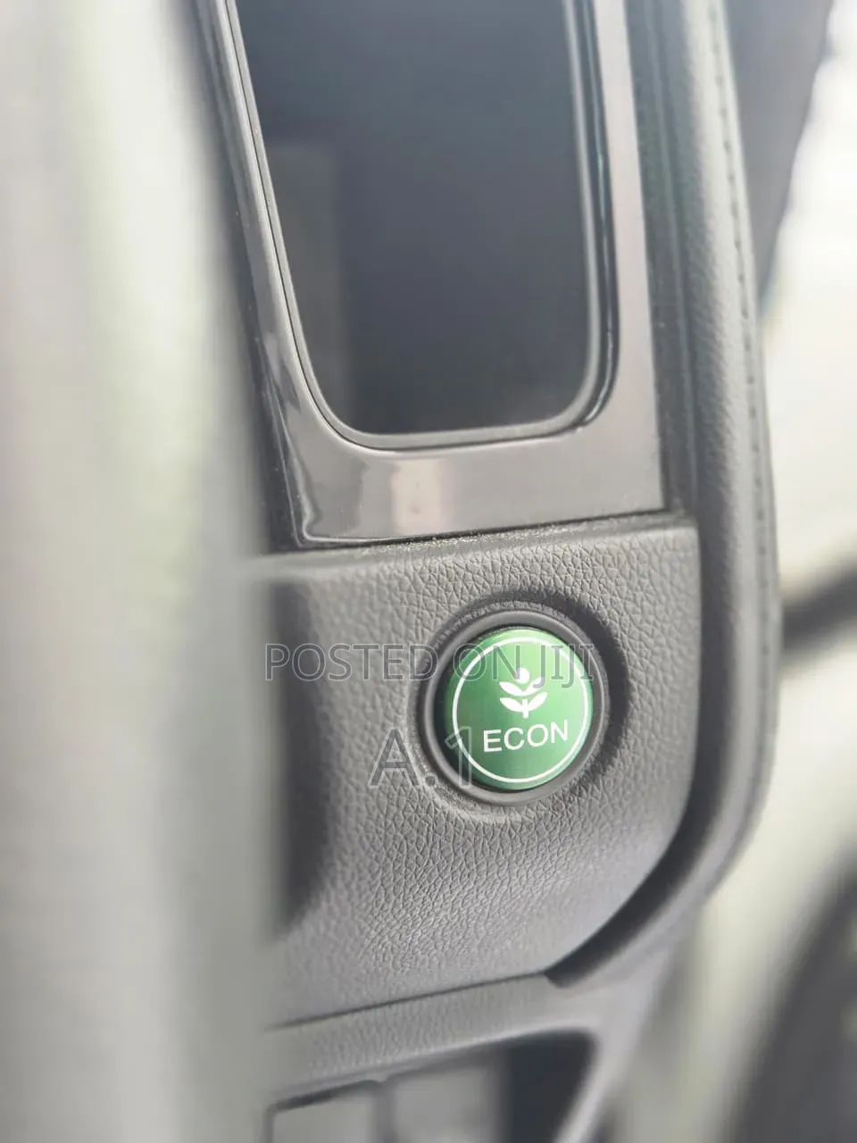Honda Fit Shuttle 1.5 Hybrid 2WD 2019 Off white
