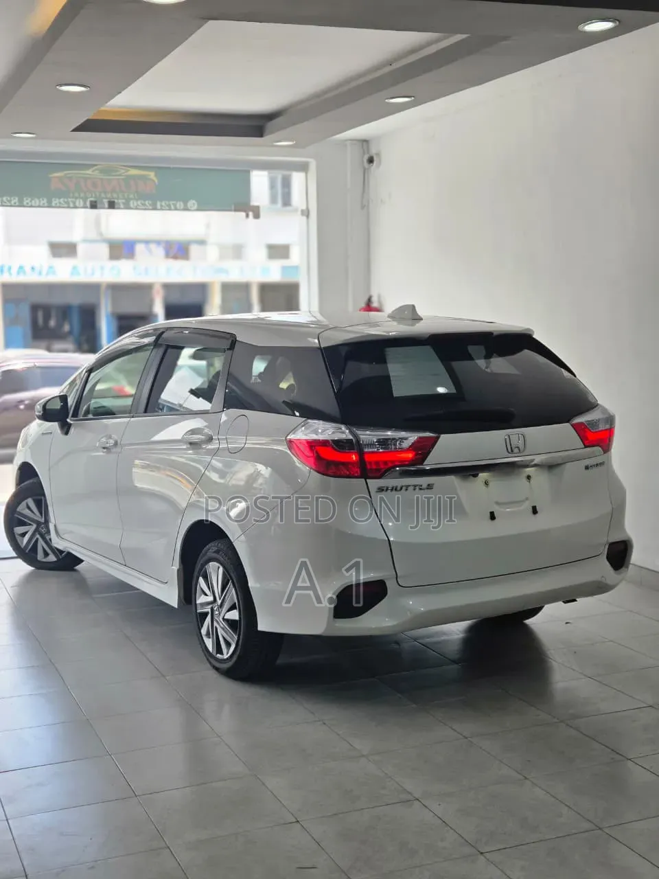 Honda Fit Shuttle 1.5 Hybrid 2WD 2019 Off white