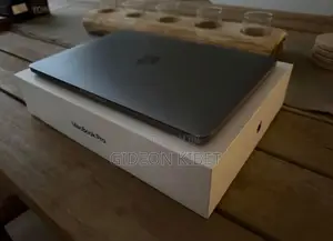 Laptop Apple MacBook 8GB Intel Core i5 SSD 256GB