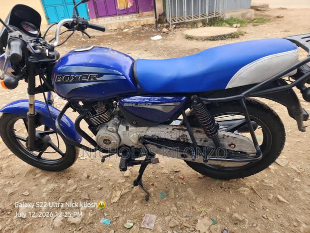 Bajaj Boxer 150 UG 2018 Blue