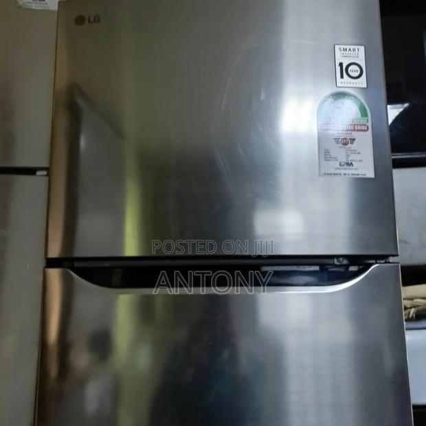 L. G Double Door Fridge - thumbnail 2