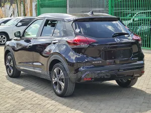 Nissan Kicks 2020 Purple