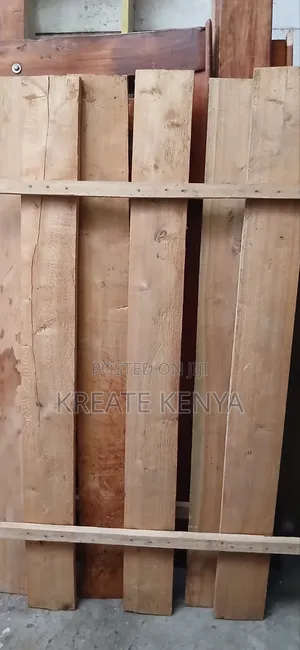5×6 Hardwood Bed Condition Used