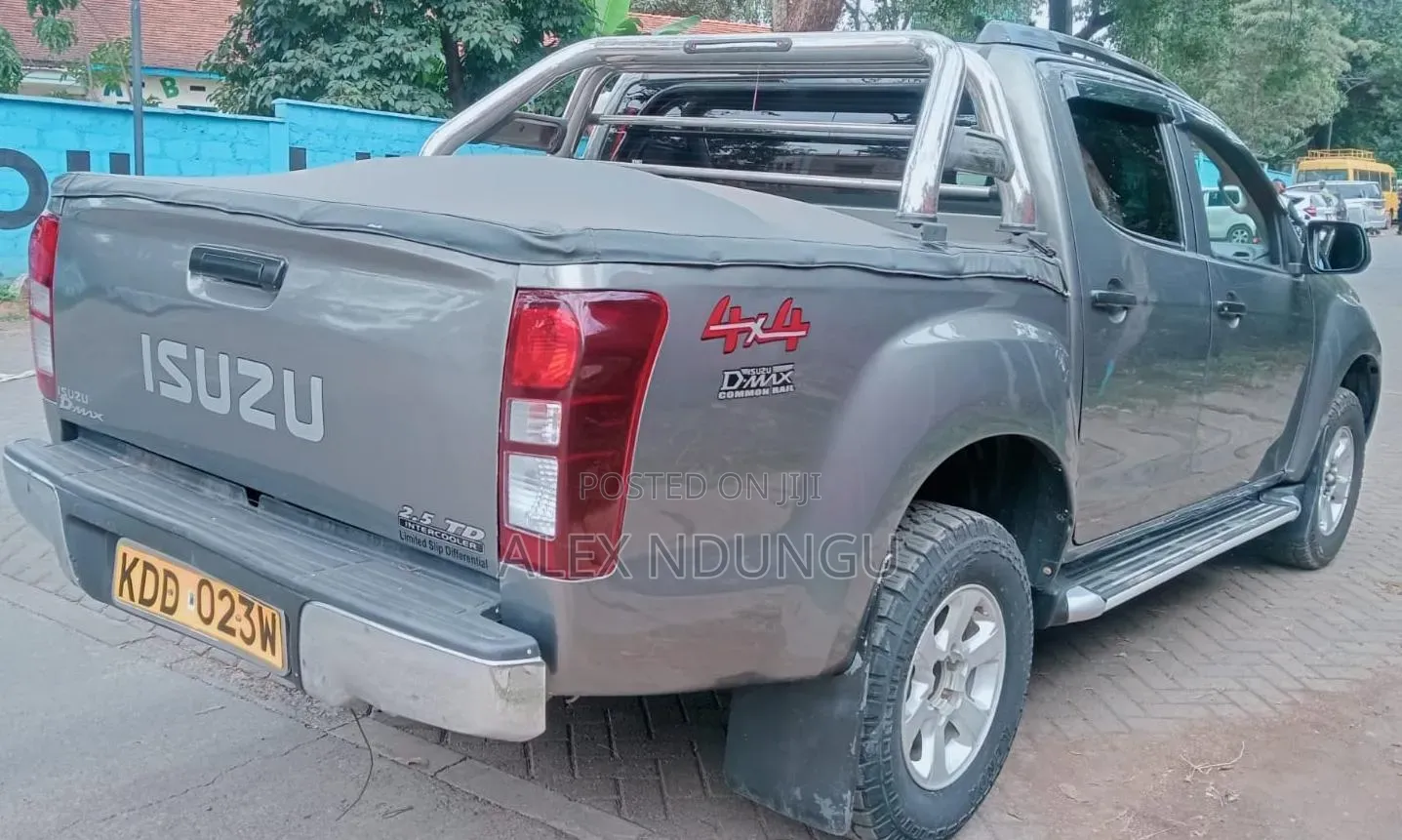 Isuzu D-MAX 2022 Silver