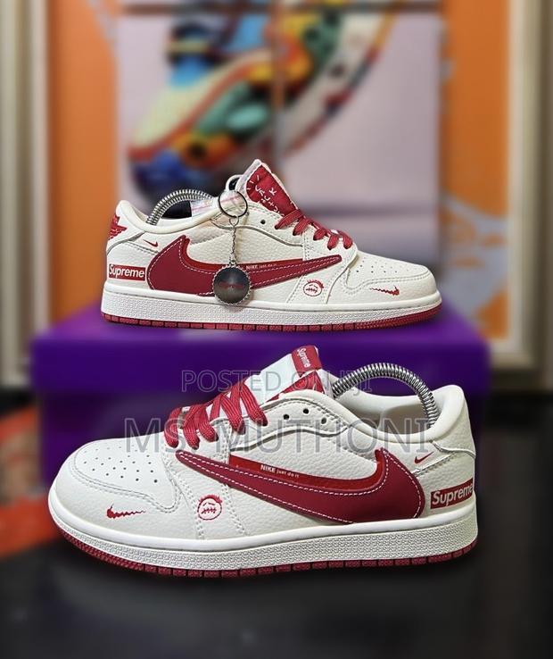 Travis Scott X Supreme Size 37-45 - thumbnail 2