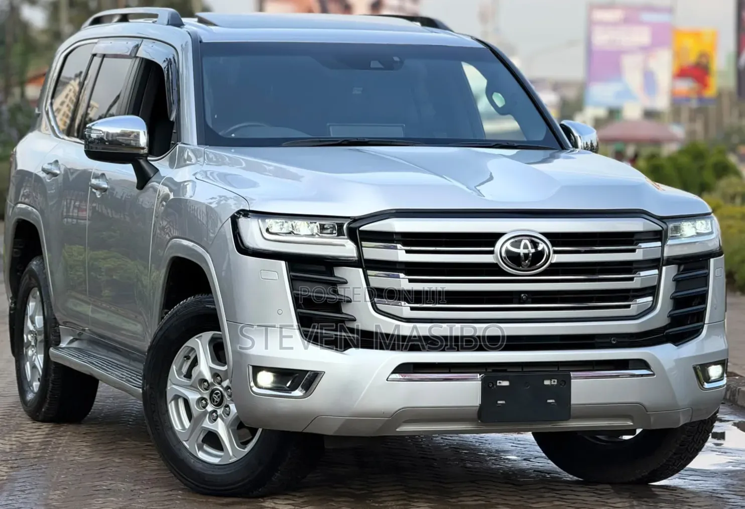 Toyota Land Cruiser 2022 Silver