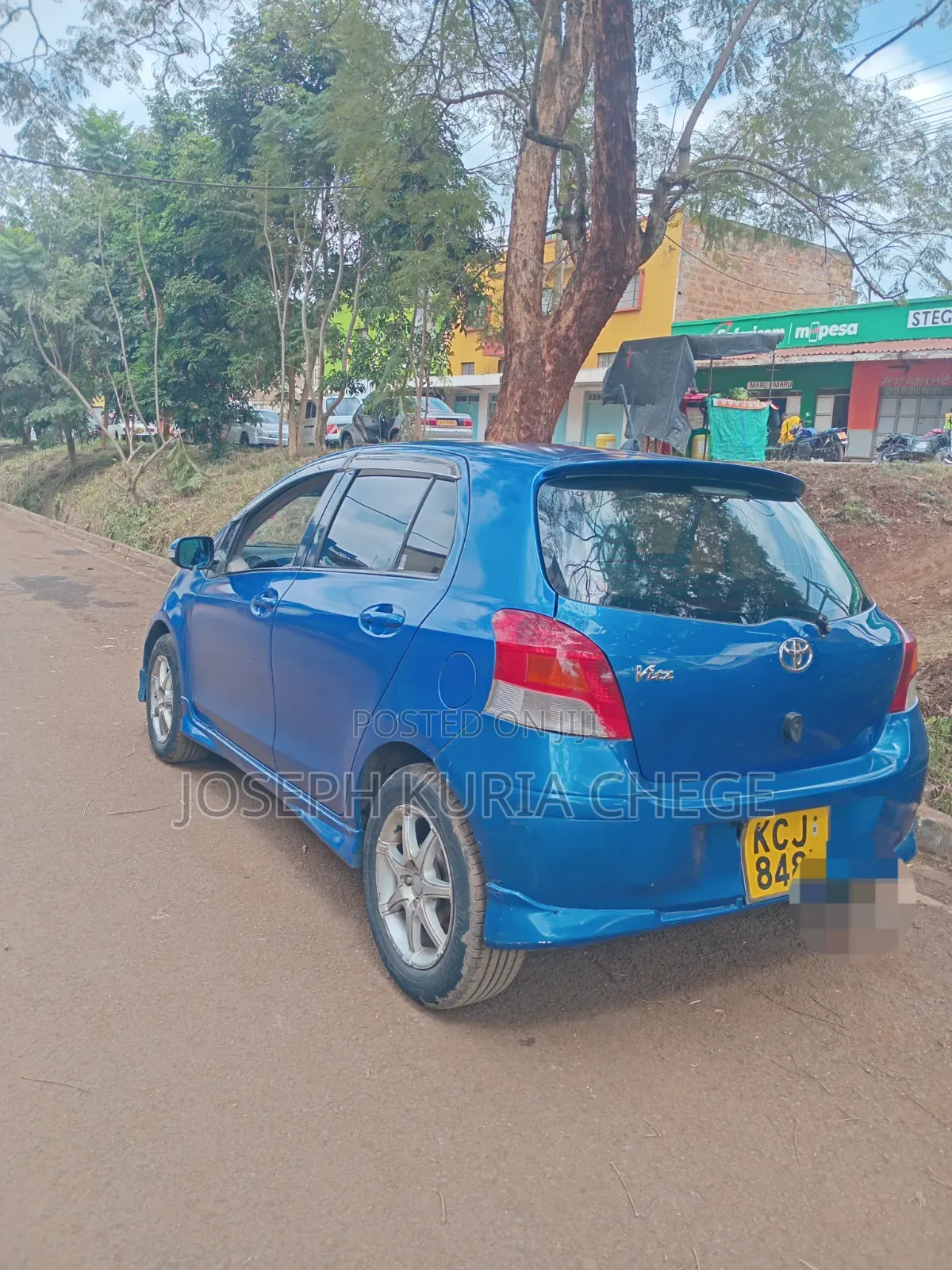 Toyota Vitz 2010 Blue