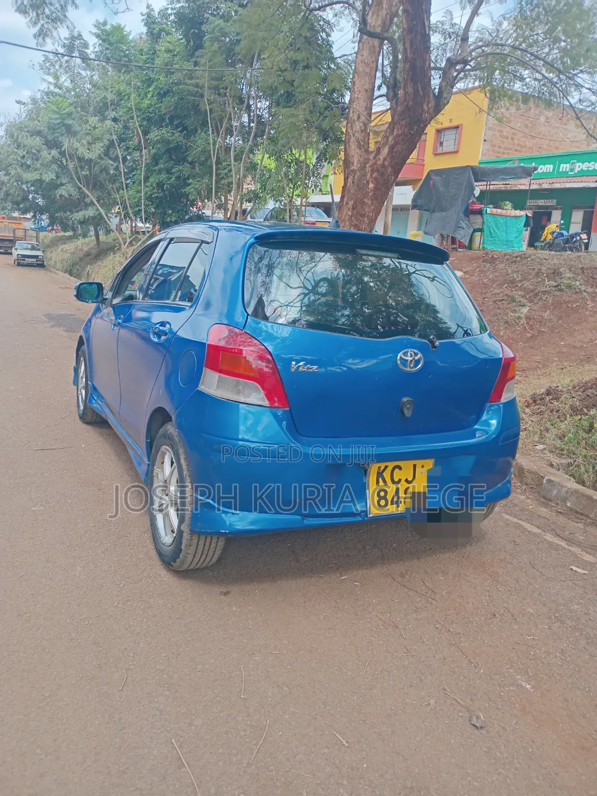 Toyota Vitz 2010 Blue