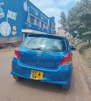 Toyota Vitz 2010 Blue