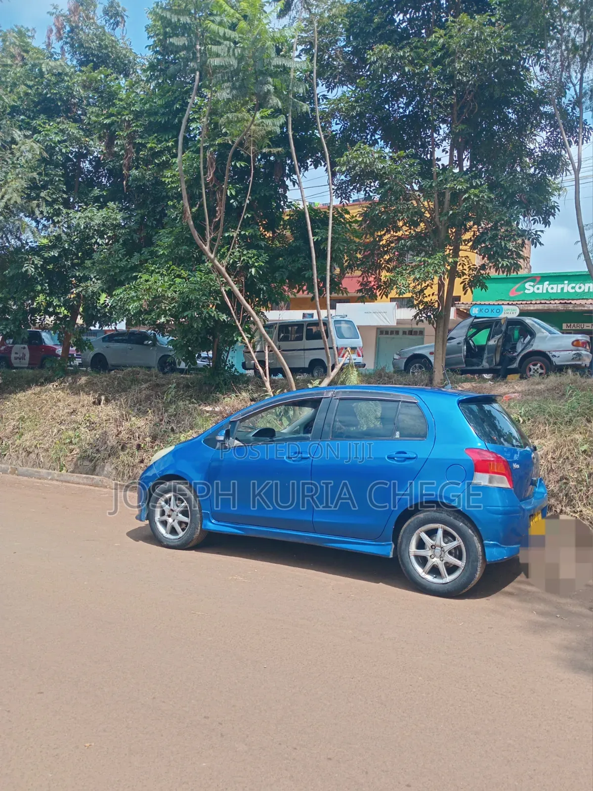 Toyota Vitz 2010 Blue