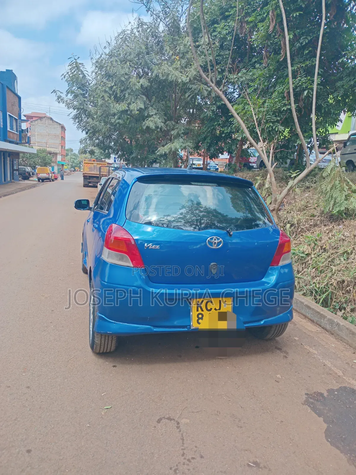 Toyota Vitz 2010 Blue