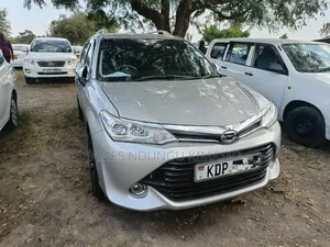 Toyota Corolla 2016 Silver