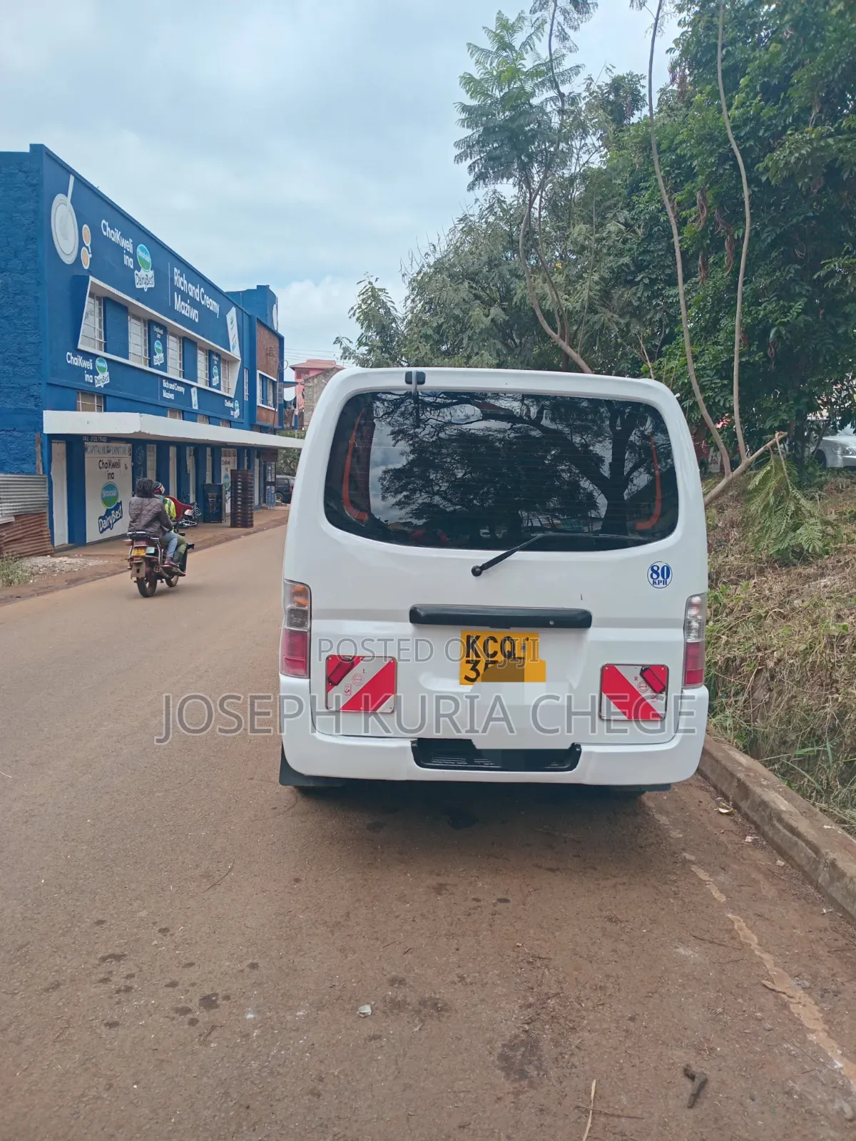 Nissan Caravan (Urvan) 2010 White